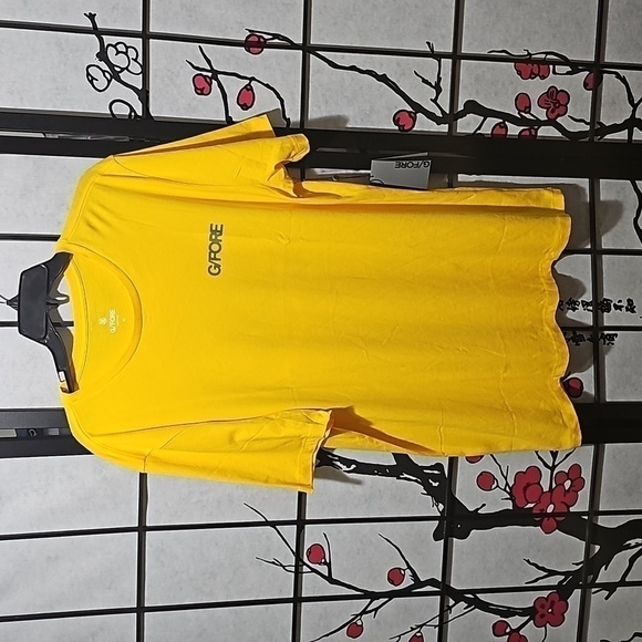 G/Fore Yellow T-Shirt Size XL NWT - Picture 1 of 8